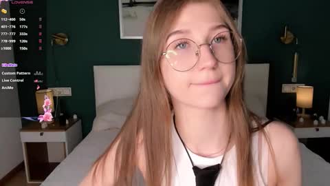 Elizabeth online show from 02/27/26, 07:14