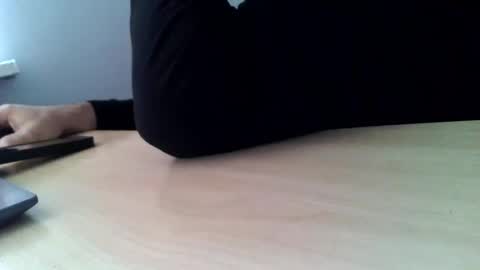 Snapshot of porw23 chatting on 12/25/24, 07:03 porw23 online show from 12/25/24, 07:03