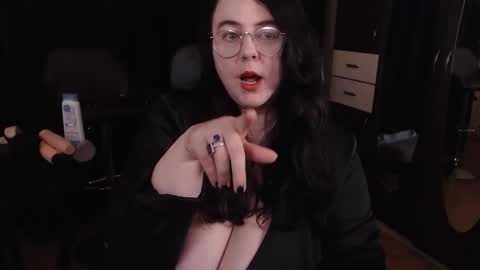 PoshMistres    online show from 05/18/26, 04:07