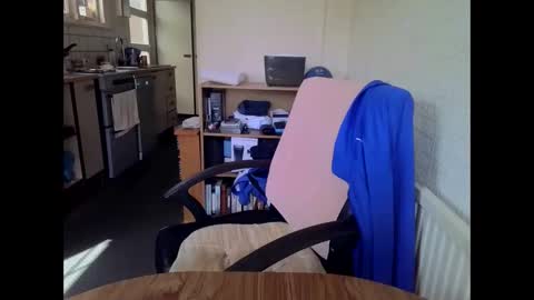 poshman65 online show from 04/22/26, 09:33