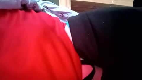 Snapshot of poskairmantas76 chatting on 11/10/25, 06:12 poskairmantas76 online show from 11/10/25, 06:12