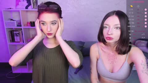 Snapshot of postbaby chatting on 01/15/25, 05:47 Polly inst postbabyyy online show from 01/15/25, 05:47