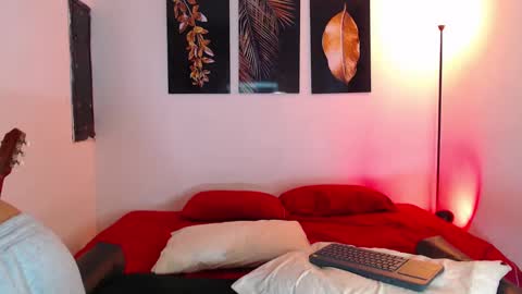 ALEX Y ALEXA online show from 12/05/24, 05:15