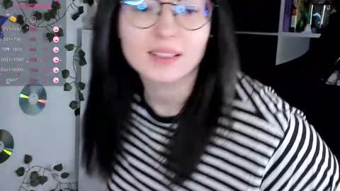 Robyn online show from 01/10/26, 01:35