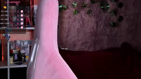 Robyn online show from 06/25/26, 12:53