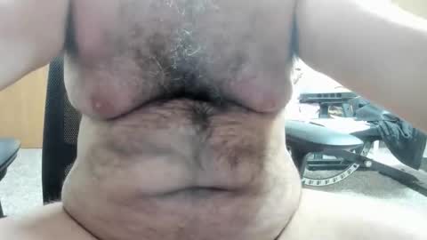 Snapshot of powerbotombear3 chatting on 11/29/25, 12:52 Robby online show from 11/29/25, 12:52