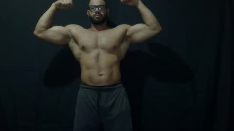 Snapshot of powerdmuscle chatting on 03/31/26, 12:12 powerdmuscle online show from 03/31/26, 12:12