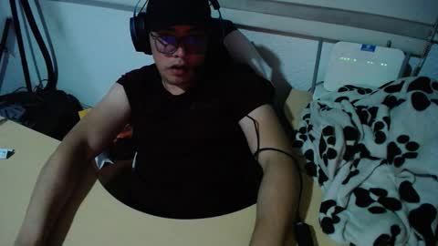 powerfulzeus2 online show from 09/13/25, 02:44