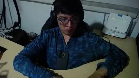 powerfulzeus2 online show from 09/18/25, 02:02