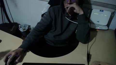 powerfulzeus2 online show from 10/23/25, 05:29