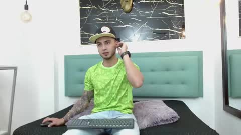   online show from 06/01/26, 03:19