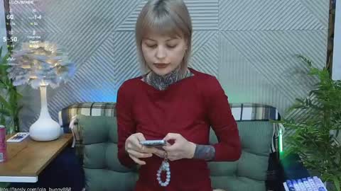 Lola online show from 04/13/26, 04:18