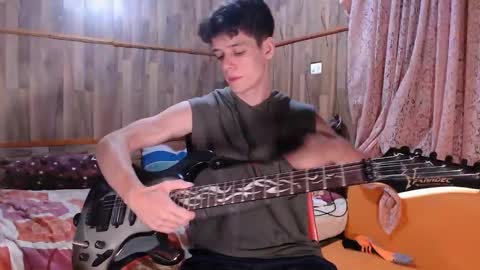 Snapshot of powertwinky chatting on 12/07/24, 12:41 chris independent online show from 12/07/24, 12:41