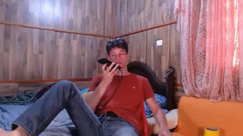 Snapshot of powertwinky chatting on 12/24/24, 07:11 chris independent online show from 12/24/24, 07:11