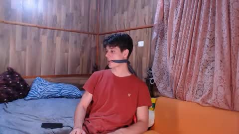 Snapshot of powertwinky chatting on 12/27/24, 01:32 chris independent online show from 12/27/24, 01:32