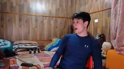 Snapshot of powertwinky chatting on 01/31/25, 05:19 chris independent online show from 01/31/25, 05:19