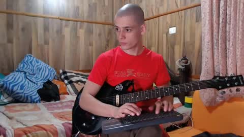 Snapshot of powertwinky chatting on 02/20/25, 03:56 chris independent online show from 02/20/25, 03:56