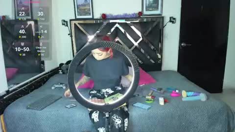 poyson_ivy1 online show from 05/05/26, 12:51