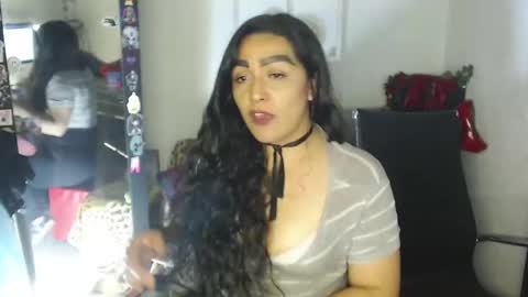 Snapshot of ppepittaaredd chatting on 01/12/25, 10:34 maryana online show from 01/12/25, 10:34