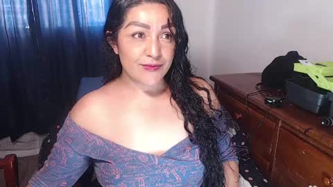 maryana online show from 05/25/26, 01:39