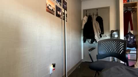 Snapshot of pprincesskyliee chatting on 01/14/25, 08:15 Kylie online show from 01/14/25, 08:15