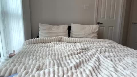 Snapshot of pprincesskyliee chatting on 02/18/25, 08:14 Kylie online show from 02/18/25, 08:14