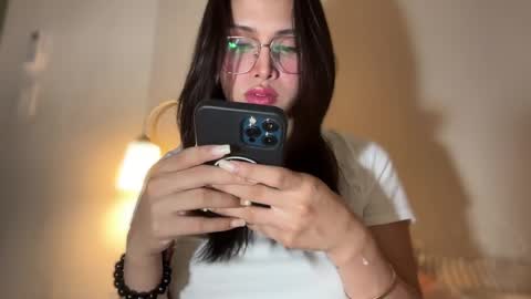 Snapshot of precious_amber69 chatting on 02/02/25, 04:00 Oh my Amber online show from 02/02/25, 04:00