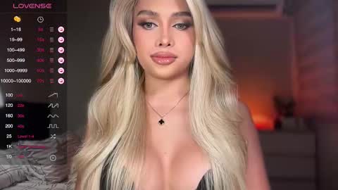 Snapshot of precious_amber69 chatting on 10/04/25, 01:58 Oh my Amber online show from 10/04/25, 01:58