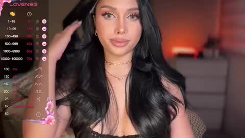 Snapshot of precious_amber69 chatting on 10/27/25, 01:09 Oh my Amber online show from 10/27/25, 01:09