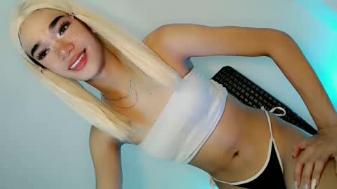 precious_hara online show from 11/12/25, 04:35