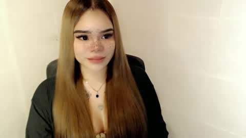 MAXXINE online show from 02/23/26, 10:01