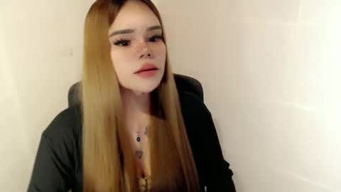 MAXXINE online show from 03/21/26, 10:42