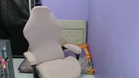 preciousjoan_69 online show from 03/27/26, 06:19