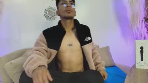 Andres online show from 11/18/25, 06:29