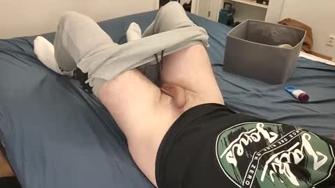 Snapshot of precummilker chatting on 01/23/25, 03:32 precummilker online show from 01/23/25, 03:32