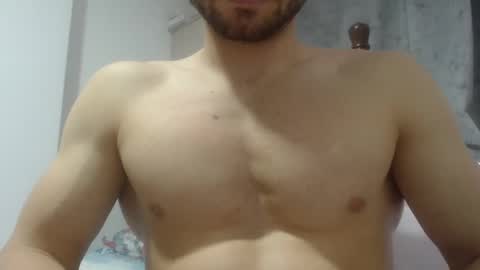 Snapshot of preettyboyx chatting on 12/01/24, 08:31 JUAN online show from 12/01/24, 08:31