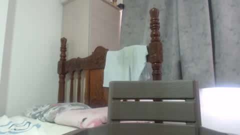 Snapshot of preettyboyx chatting on 12/08/24, 03:35 JUAN online show from 12/08/24, 03:35