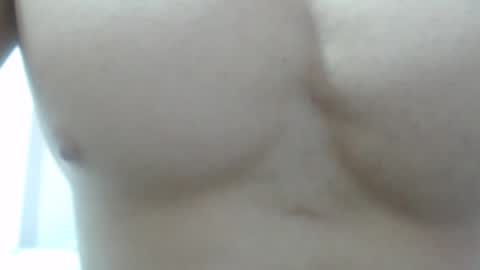 Snapshot of preettyboyx chatting on 12/18/24, 09:29 JUAN online show from 12/18/24, 09:29