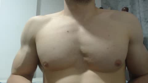 Snapshot of preettyboyx chatting on 02/07/25, 12:53 JUAN online show from 02/07/25, 12:53