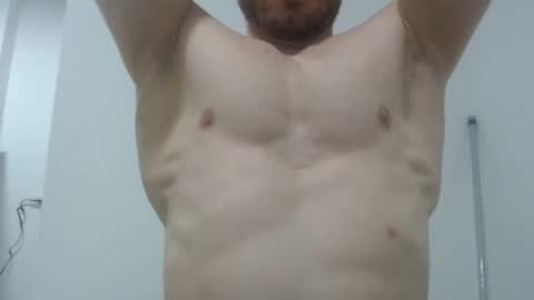 Snapshot of preettyboyx chatting on 03/01/25, 04:26 JUAN online show from 03/01/25, 04:26