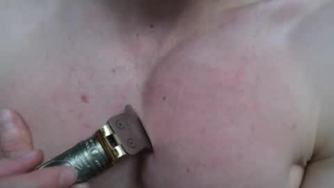 Snapshot of preettyboyx chatting on 10/25/25, 08:03 JUAN online show from 10/25/25, 08:03