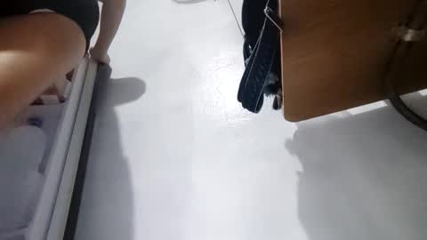 Snapshot of preetydinah chatting on 12/29/24, 01:02 Dinah online show from 12/29/24, 01:02