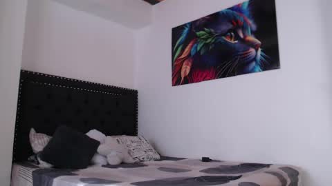 Snapshot of pregnant_love1 chatting on 01/24/25, 07:49 ---- online show from 01/24/25, 07:49