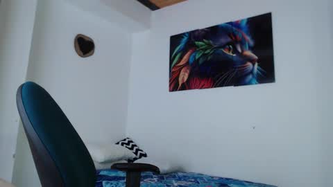 Snapshot of pregnant_love1 chatting on 12/02/25, 06:47 ---- online show from 12/02/25, 06:47