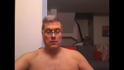 Snapshot of prendimisubito chatting on 12/10/24, 03:20 prendimisubito online show from 12/10/24, 03:20