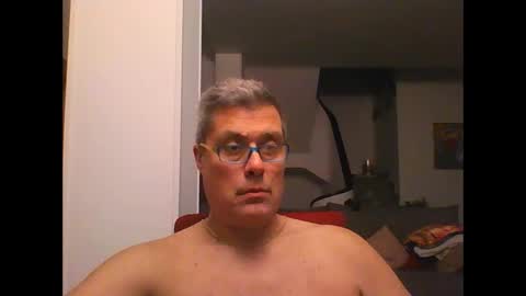 Snapshot of prendimisubito chatting on 12/11/24, 10:16 prendimisubito online show from 12/11/24, 10:16