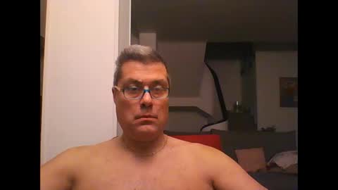 Snapshot of prendimisubito chatting on 12/13/24, 01:59 prendimisubito online show from 12/13/24, 01:59