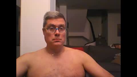 Snapshot of prendimisubito chatting on 01/19/25, 12:49 prendimisubito online show from 01/19/25, 12:49