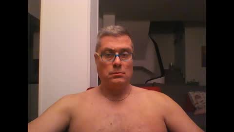 Snapshot of prendimisubito chatting on 02/09/25, 11:15 prendimisubito online show from 02/09/25, 11:15