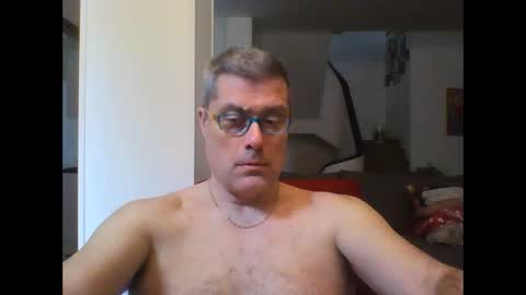 Snapshot of prendimisubito chatting on 02/22/25, 09:56 prendimisubito online show from 02/22/25, 09:56